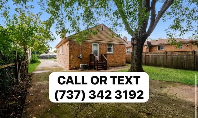 property at 1524 Mulford St