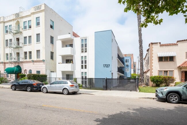 1727 N Edgemont St in Los Angeles, CA - Building Photo - Building Photo
