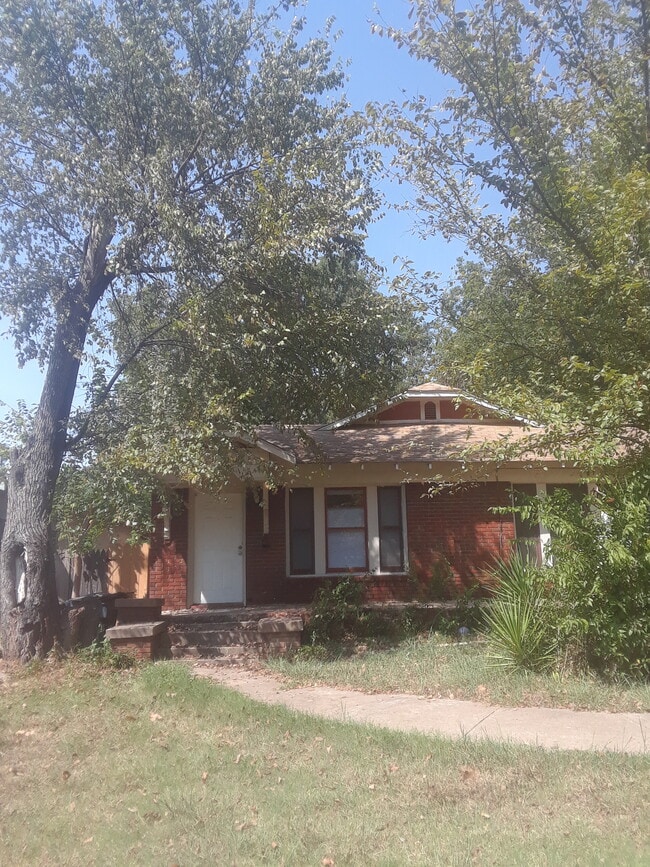 property at 2619 Wilkinson Ave