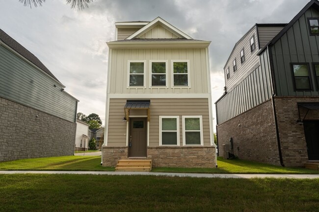 property at 1319 Van Buren Ave