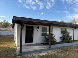 4909 E Hanna Ave in Tampa, FL - Building Photo