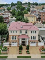 249 Sanford Ave in Lyndhurst, NJ - Building Photo