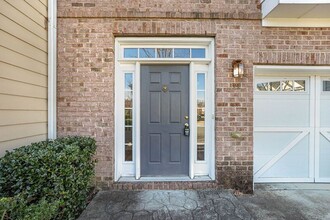 322 Linden Park Ln in Cary, NC - Building Photo - Building Photo