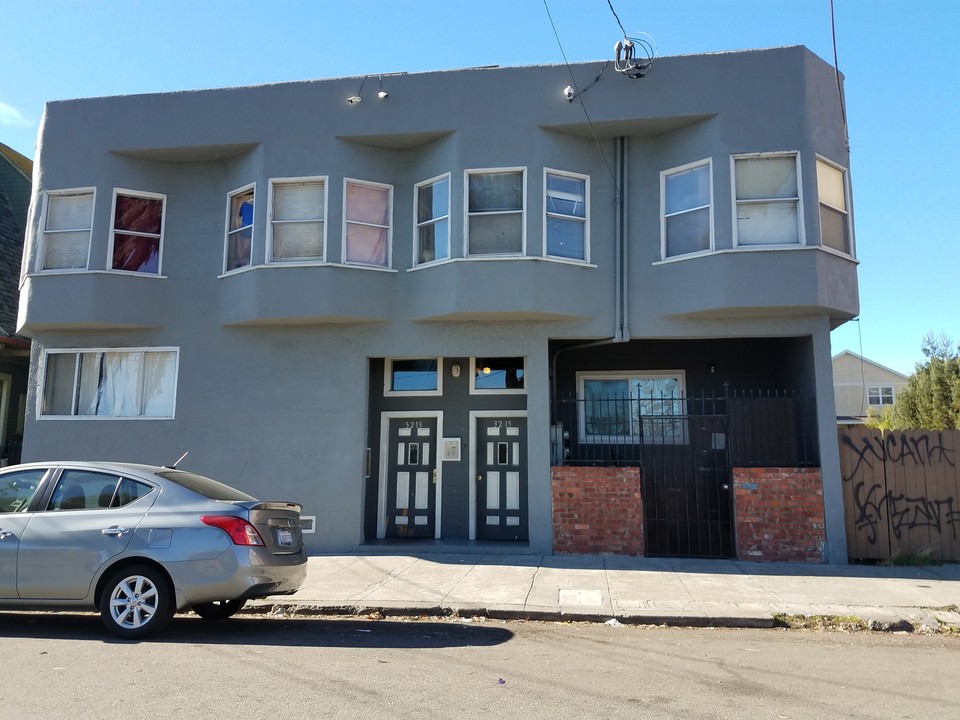 3215 Filbert St in Oakland, CA - Building Photo