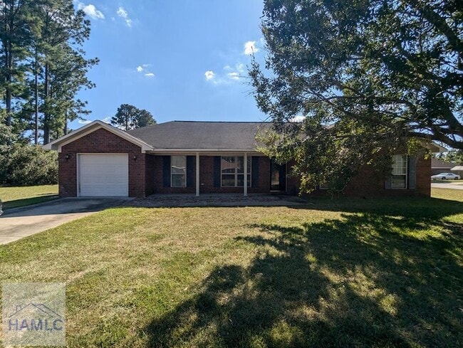 property at 911 Amanda Ln