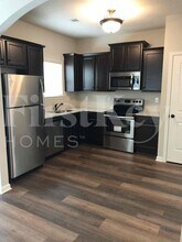 5454 Union Hill Ct in Union City, GA - Building Photo - Building Photo