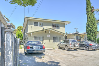 6724 MacArthur Blvd in Oakland, CA - Building Photo - Building Photo