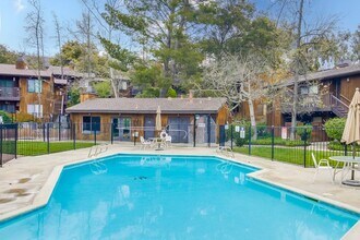 2157 Arnold Way in Alpine, CA - Building Photo - Building Photo