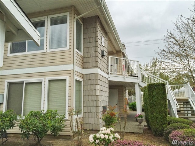 property at 11131 SE 208th St