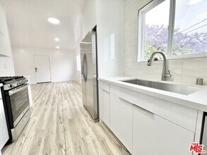 634 Flower St in Los Angeles, CA - Building Photo - Building Photo