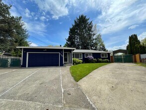 1770 SW Rock Ct in Beaverton, OR - Building Photo - Building Photo