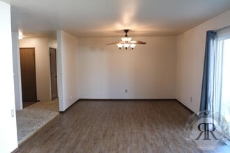 204 S 75th Pl in Yakima, WA - Building Photo - Building Photo