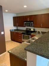253 Tenth Ave in San Diego, CA - Building Photo - Building Photo