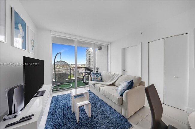 property at 92 SW 3rd St