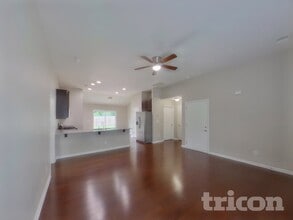 474 Finch Ln in Lexington, SC - Foto de edificio - Building Photo