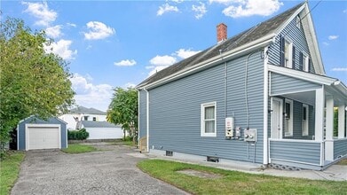 63 Prospect St in Lincoln, RI - Building Photo - Building Photo