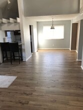 2101 Melrose Dr in Champaign, IL - Building Photo - Building Photo