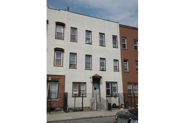 136 Sackman St in Brooklyn, NY - Building Photo - Building Photo