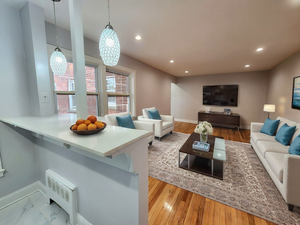 63 Forest Hill Pky in Newark, NJ - Foto de edificio