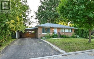 56 William St in Orangeville, ON - Building Photo