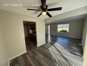 1967 Sawbury Blvd in Columbus, OH - Building Photo - Building Photo