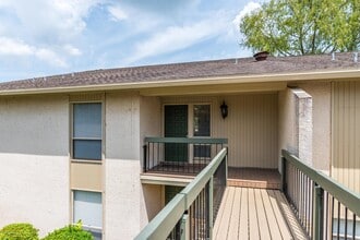 10154 Leisure Ln N, Unit 22 in Jacksonville, FL - Foto de edificio - Building Photo