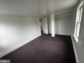4 E Vine St in Millville, NJ - Building Photo - Building Photo