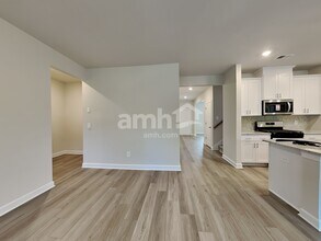 769 Treeline Rd in Moore, SC - Building Photo - Building Photo