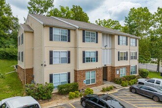 Southwood Apartments in Nashville, TN - Foto de edificio - Building Photo