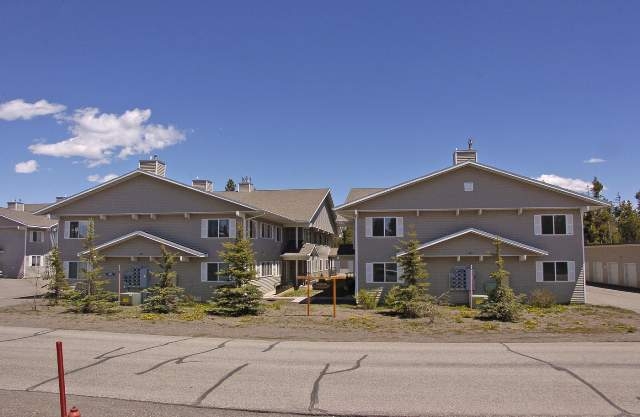 Madison Apartments in West Yellowstone, MT - Foto de edificio