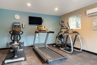 Inglenook Court in Bothell, WA - Building Photo - Building Photo