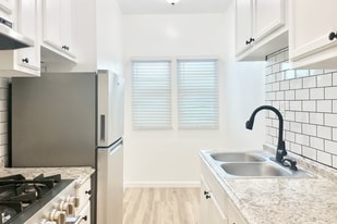 3977 Rhoda Dr in San Jose, CA - Building Photo