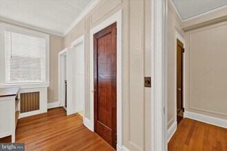 3401 Greenway in Baltimore, MD - Building Photo - Building Photo