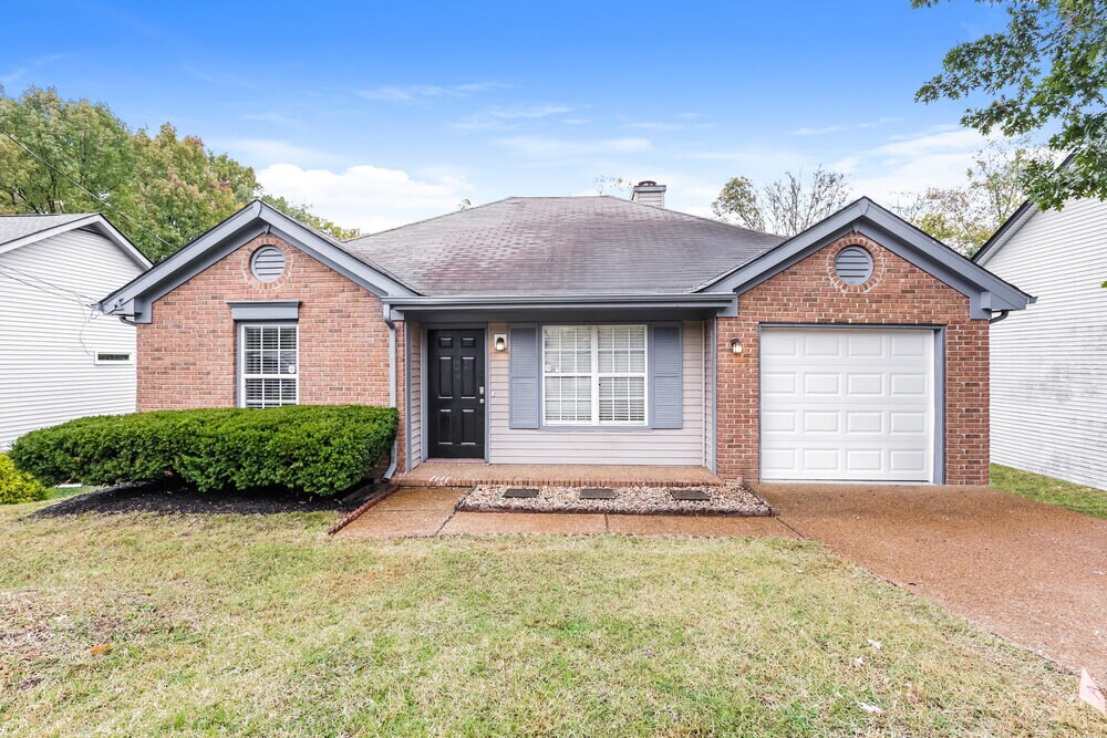 5340 Village Way in Nashville, TN - Building Photo