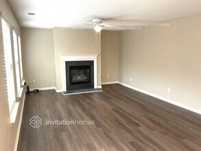 6625 Forest Cross Dr in Charlotte, NC - Foto de edificio - Building Photo