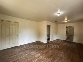 2551 Claiborne Ave in Shreveport, LA - Building Photo - Building Photo
