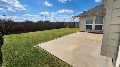 14119 Fox Creek Park Dr in Houston, TX - Building Photo - Building Photo