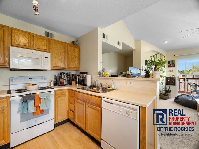 property at 3002 W Elizabeth St