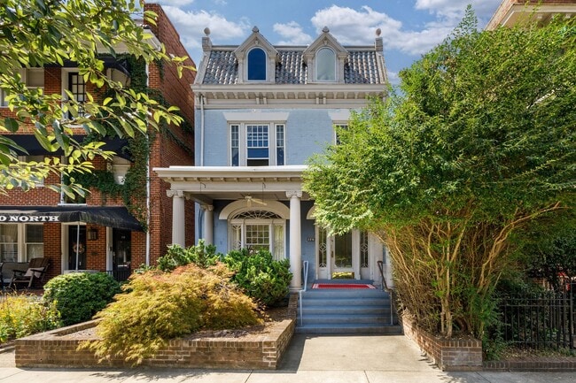 property at 22 N Arthur Ashe Blvd