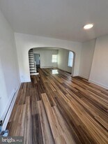 50 E Bringhurst St in Philadelphia, PA - Building Photo