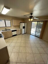 8541 W Mariposa Dr in Phoenix, AZ - Building Photo - Building Photo
