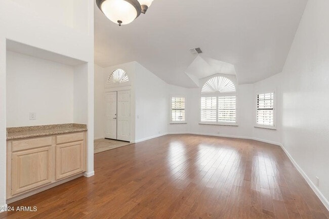 3350 S Oleander Dr in Chandler, AZ - Building Photo - Building Photo