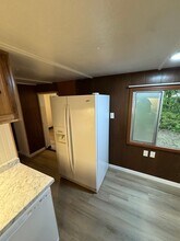 4930 NE Dawn Ln in Dayton, OR - Building Photo - Building Photo