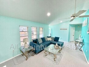 285 Mark Twain Ln in Rotonda West, FL - Building Photo - Building Photo