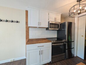 93 Henry Law Ave, Unit 118 in Dover, NH - Building Photo - Building Photo