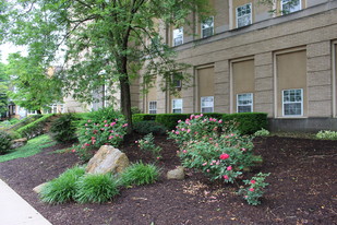 Ridgeview Apartments in Coraopolis, PA - Building Photo