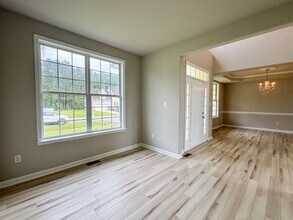 14436 Sulphur Springs Terrace in Chester, VA - Building Photo - Building Photo