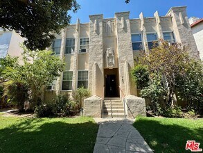 163 N Clark Dr in Beverly Hills, CA - Building Photo - Building Photo