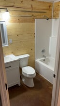 1138 West End Dr in Cuba, MO - Building Photo - Building Photo