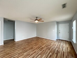 934 Homestead Park Dr in Apex, NC - Building Photo - Building Photo